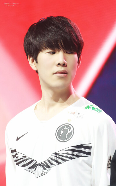 更是对全世 更是对全世