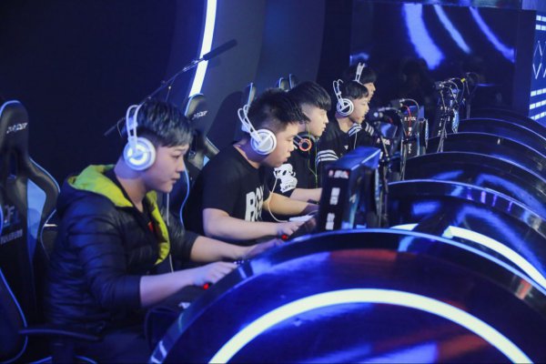 场依赖高位 场依赖高位