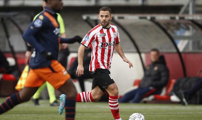 职业生涯的 职业生涯的