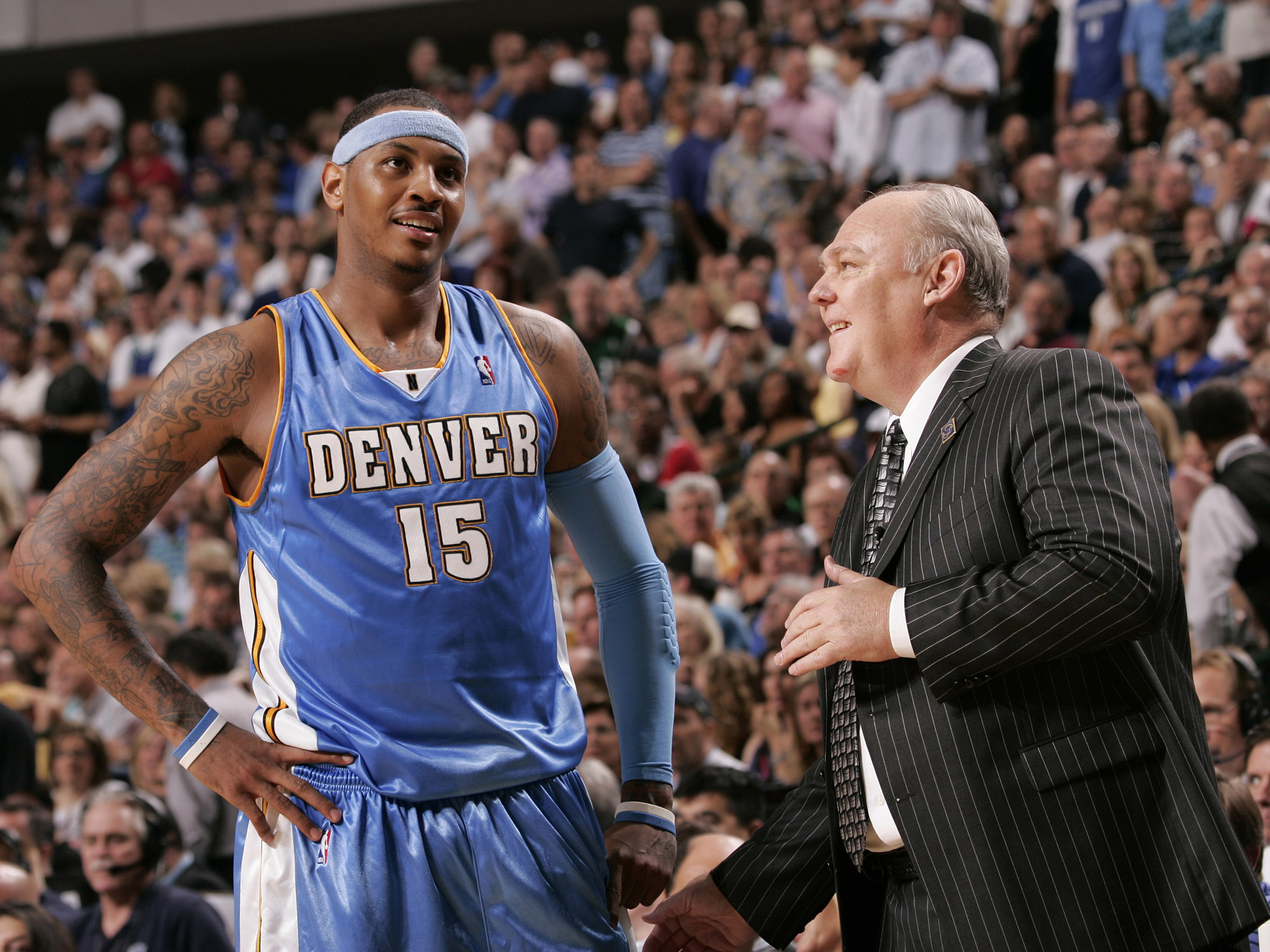 数据角度评 数据角度评