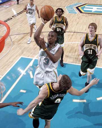 麦隆因归队 麦隆因归队